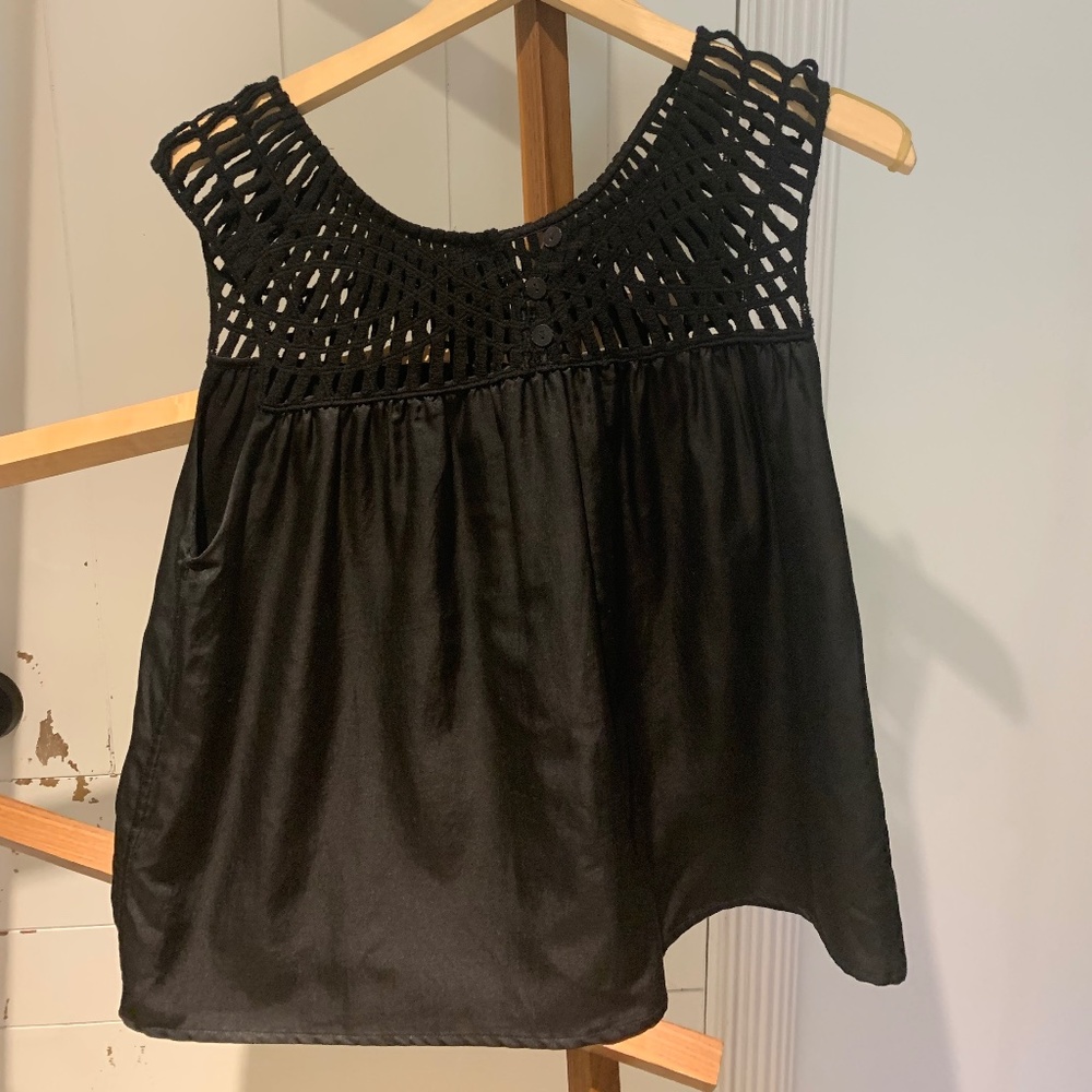 FLANNEL Brand Black Tank Top Size 2